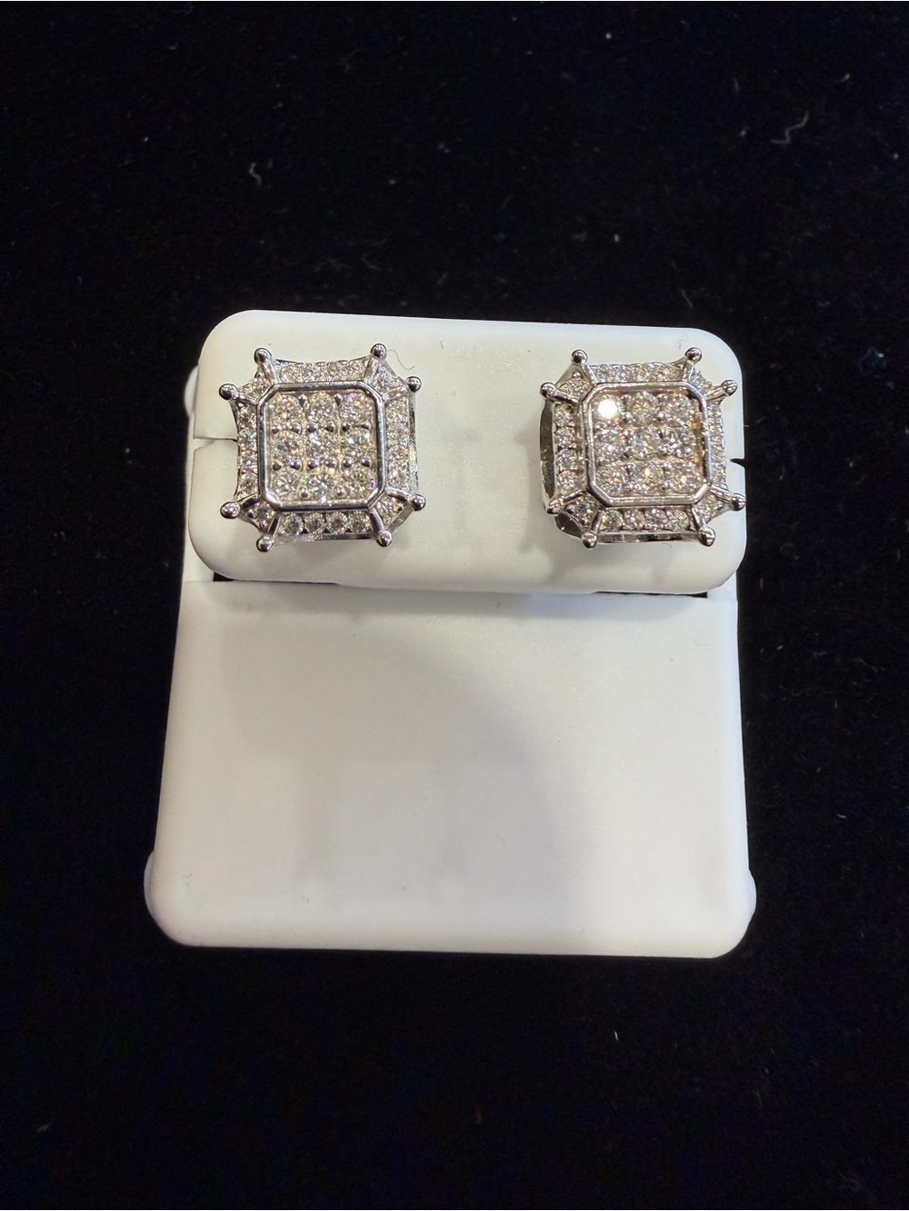 1.8 Carat Moissanite Square Stud Earrings in 925 Sterling Silver